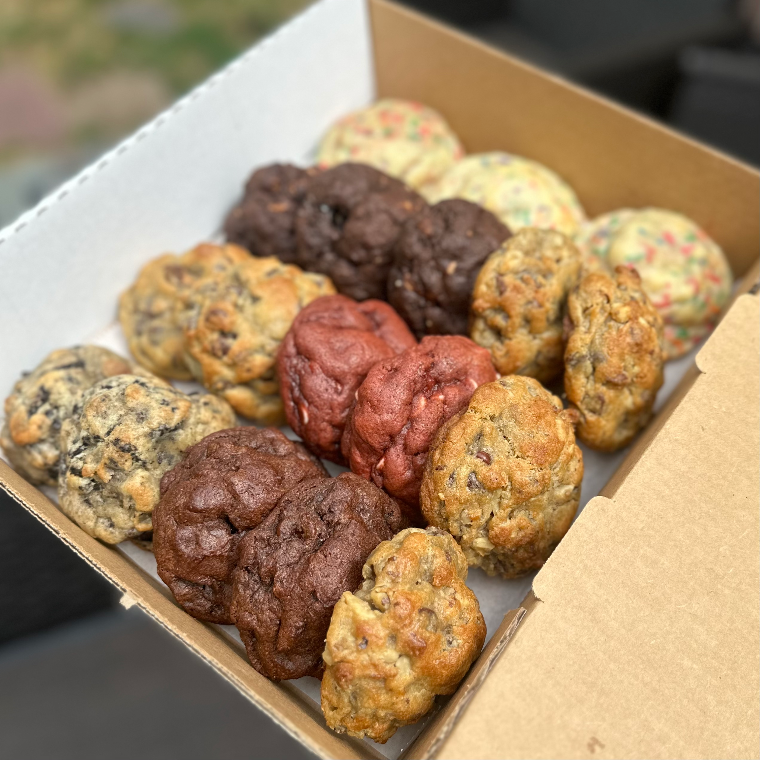 From The Hart Cookies 18-Cookie Party Pack